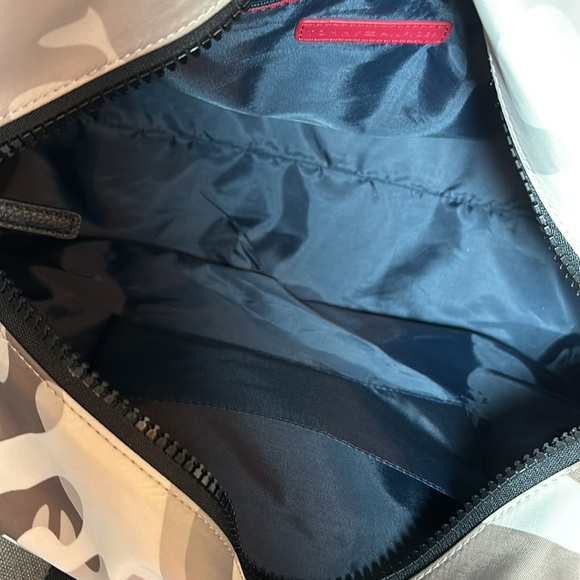 Tommy Hilfiger Camouflage Tan Duffle/Weekender bag - Picture 8 of 8